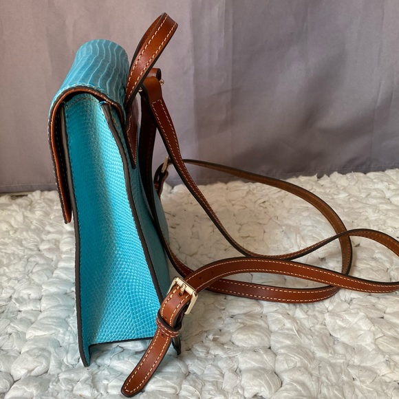 Dooney & Bourke Lizard Backpack - Picture 4 of 12